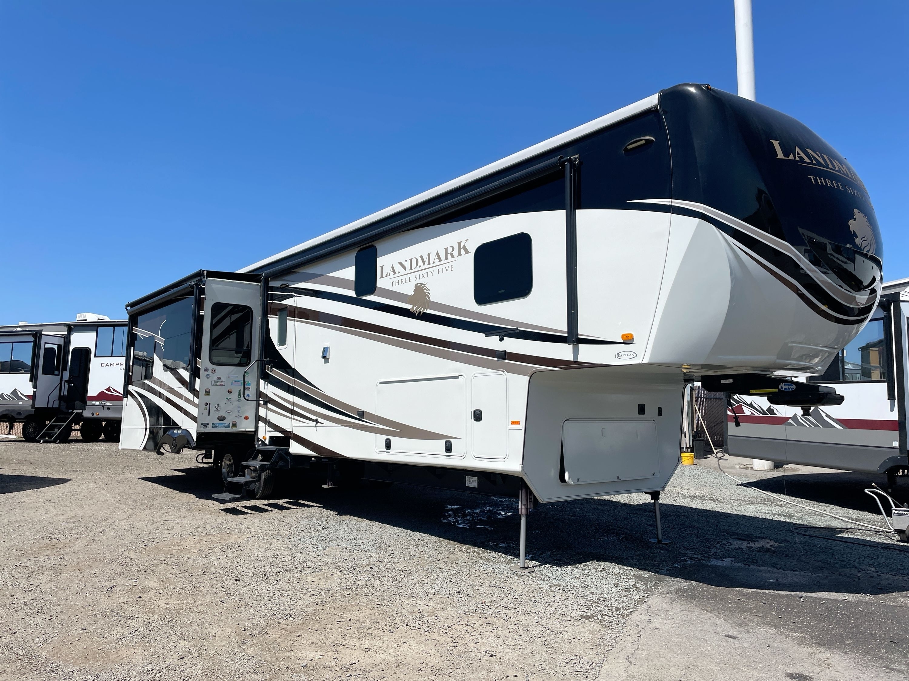2015 Heartland LANDMARK THREE SIXTY FIVE ASHLAND RV