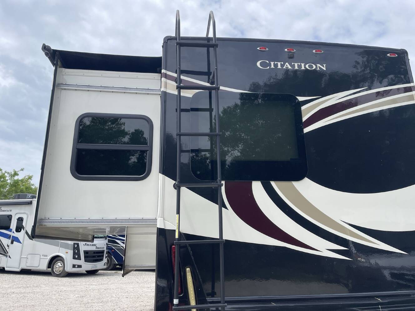A photo of this 2017 Thor CHATEAU CITATION 24SS