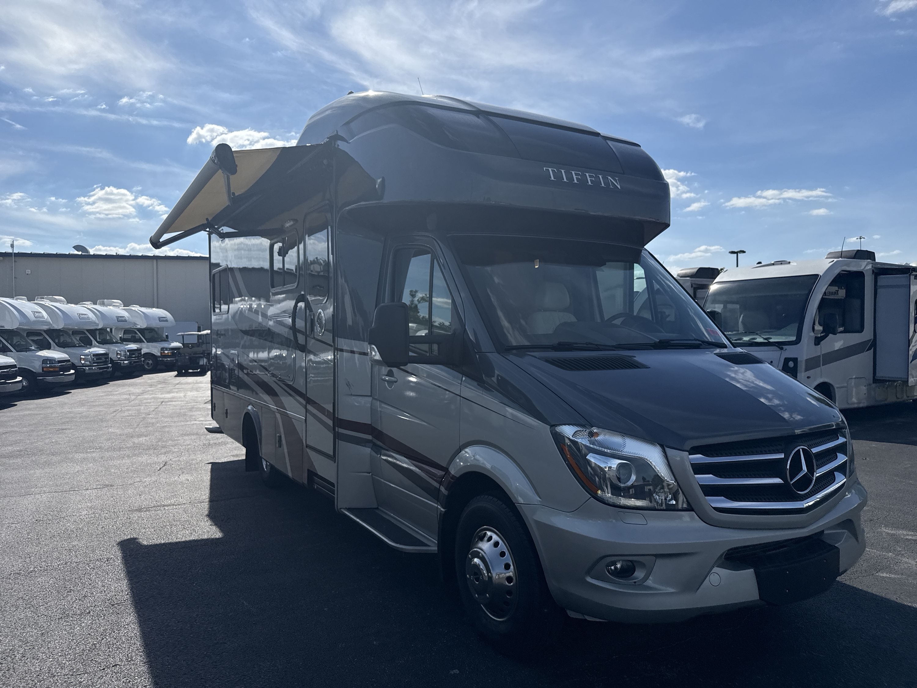 2019 Tiffin WAYFARER 24TW RV
