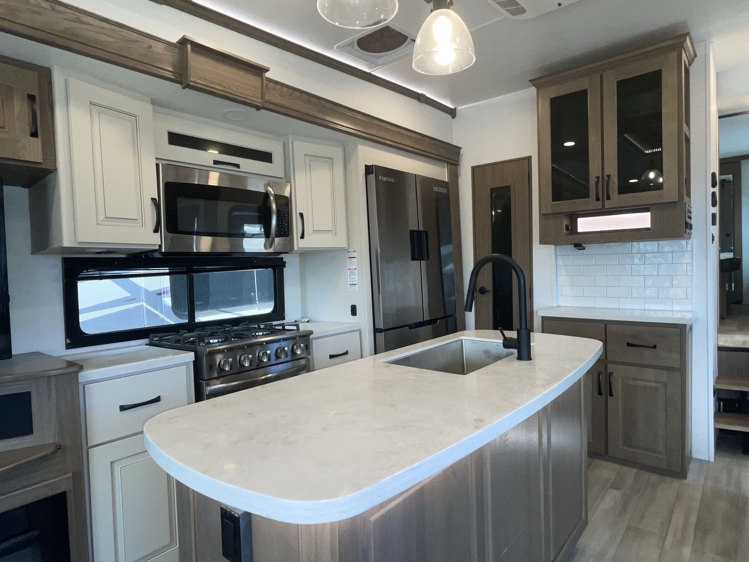 2024 Alliance PARADIGM 310RL in golden CO
