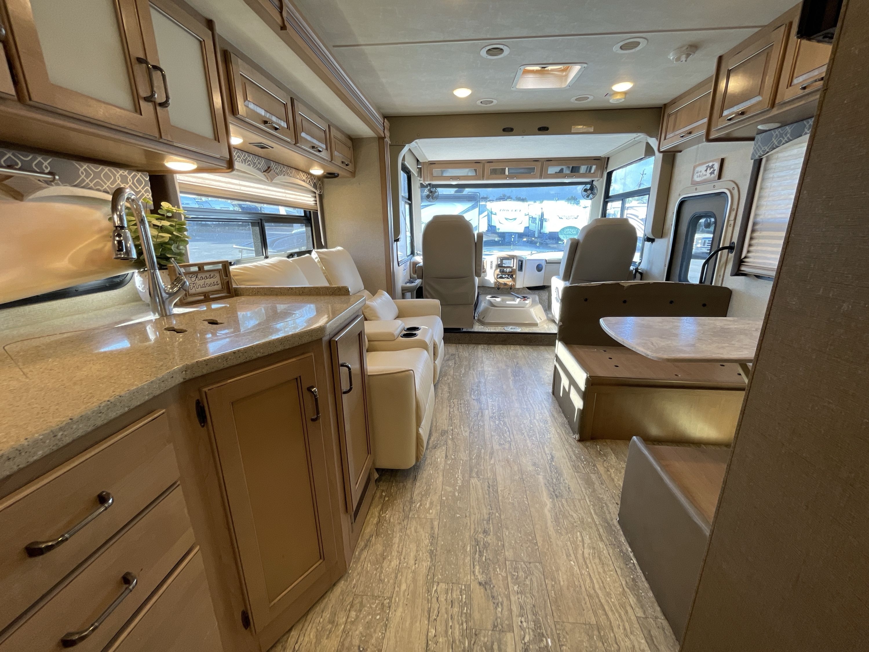 2018 Thor HURRICANE 29M in panama city FL