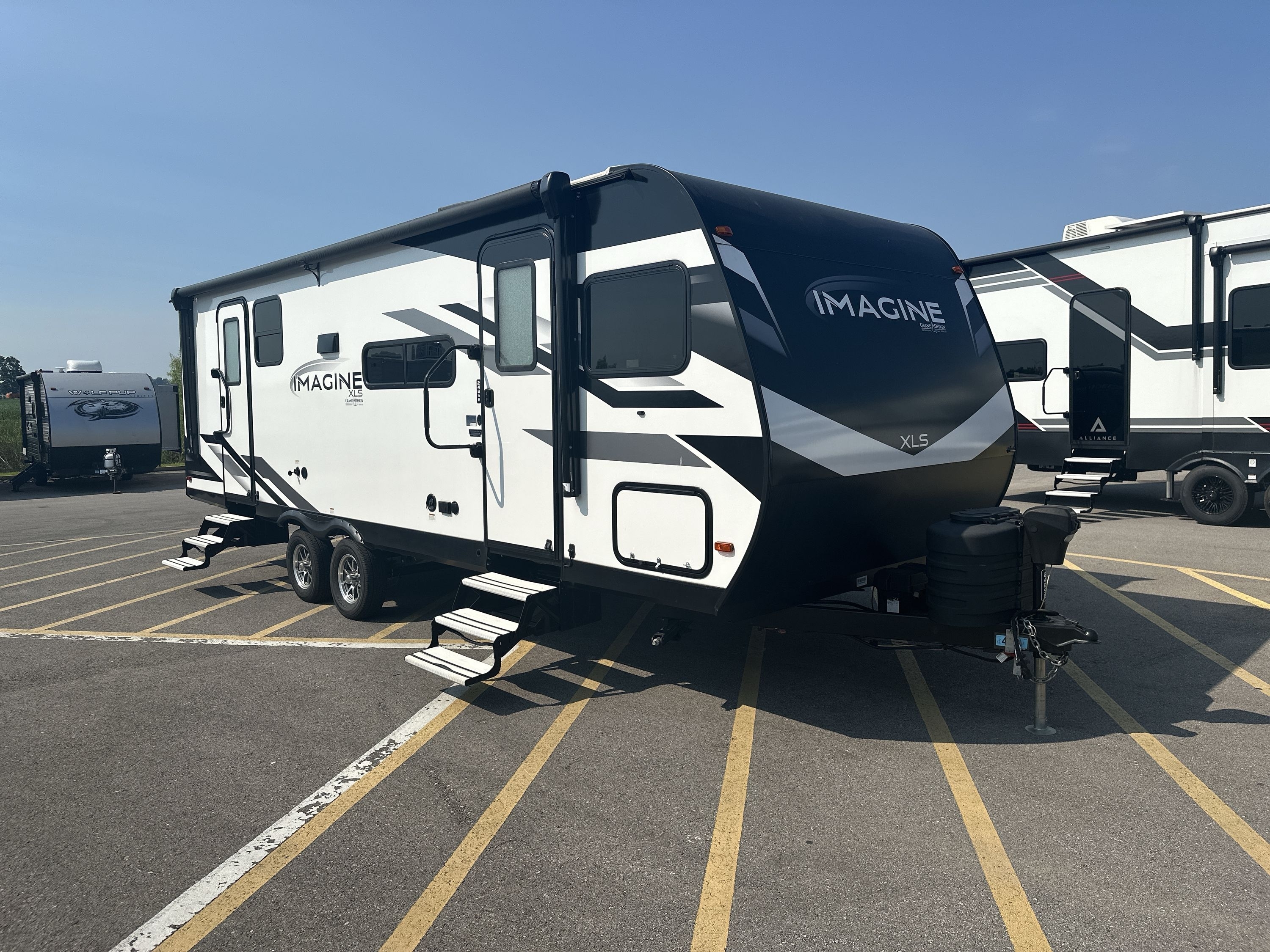2024 Grand Design IMAGINE XLS 24BSE RV