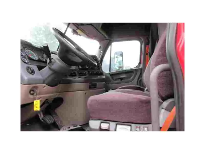 2018 FREIGHTLINER CASCADIA 125