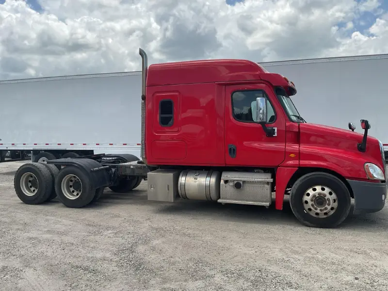 2018 FREIGHTLINER CASCADIA 125