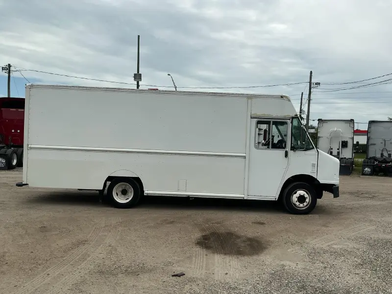 2015 Freightliner MT55