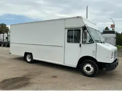 2015 Freightliner MT55