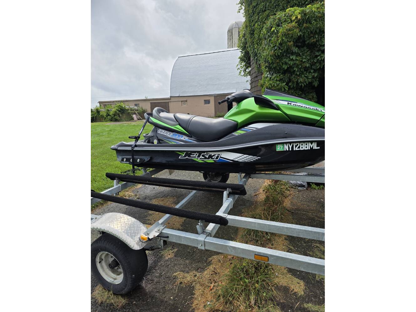 A photo of this 2012 Kawasaki JET SKI ULTRA LX LX