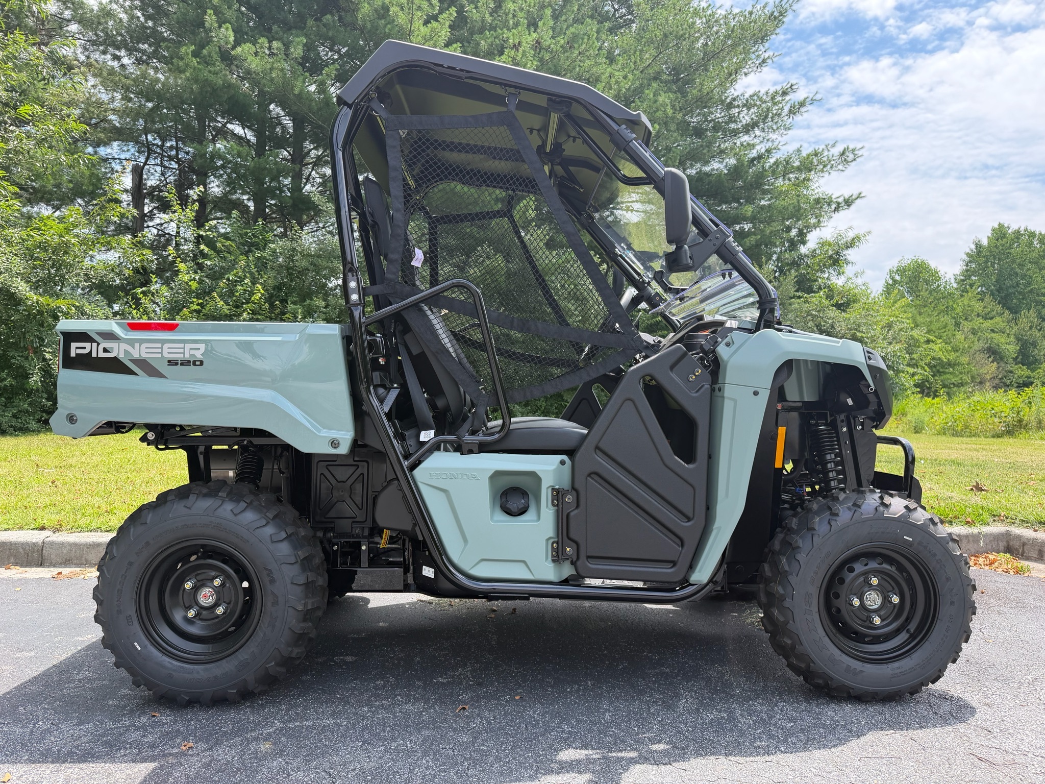 2026 Honda Pioneer 520 BASE in hendersonville NC