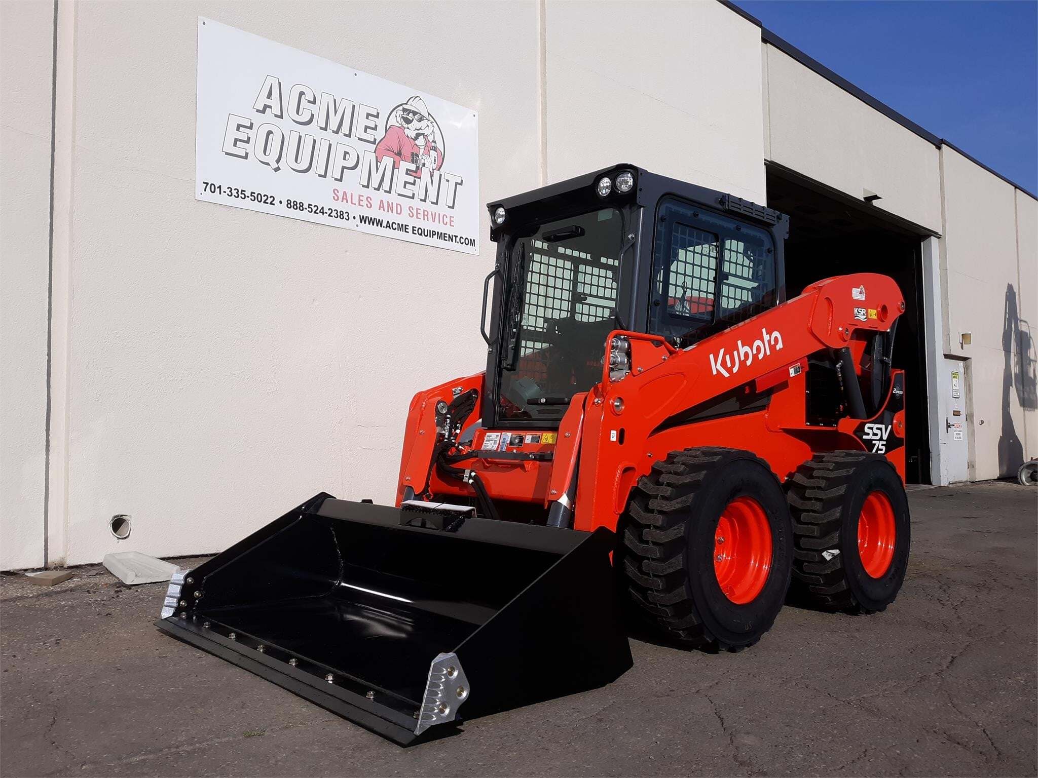KUBOTA SSV75 in Grand Forks, ND