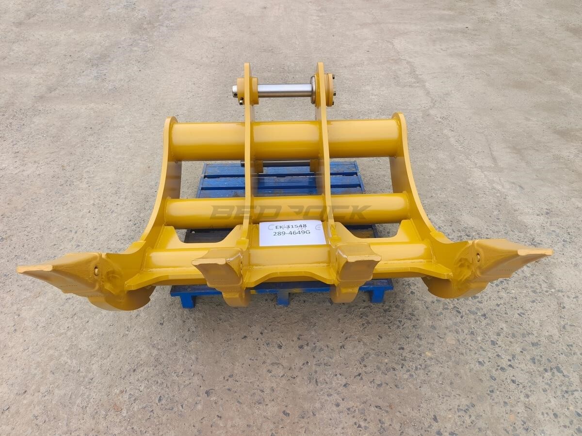 CATERPILLAR EXCAVATOR RAKE 48IN, 2 X 70MM PINS, 315 LINKAGE in Orange, CA