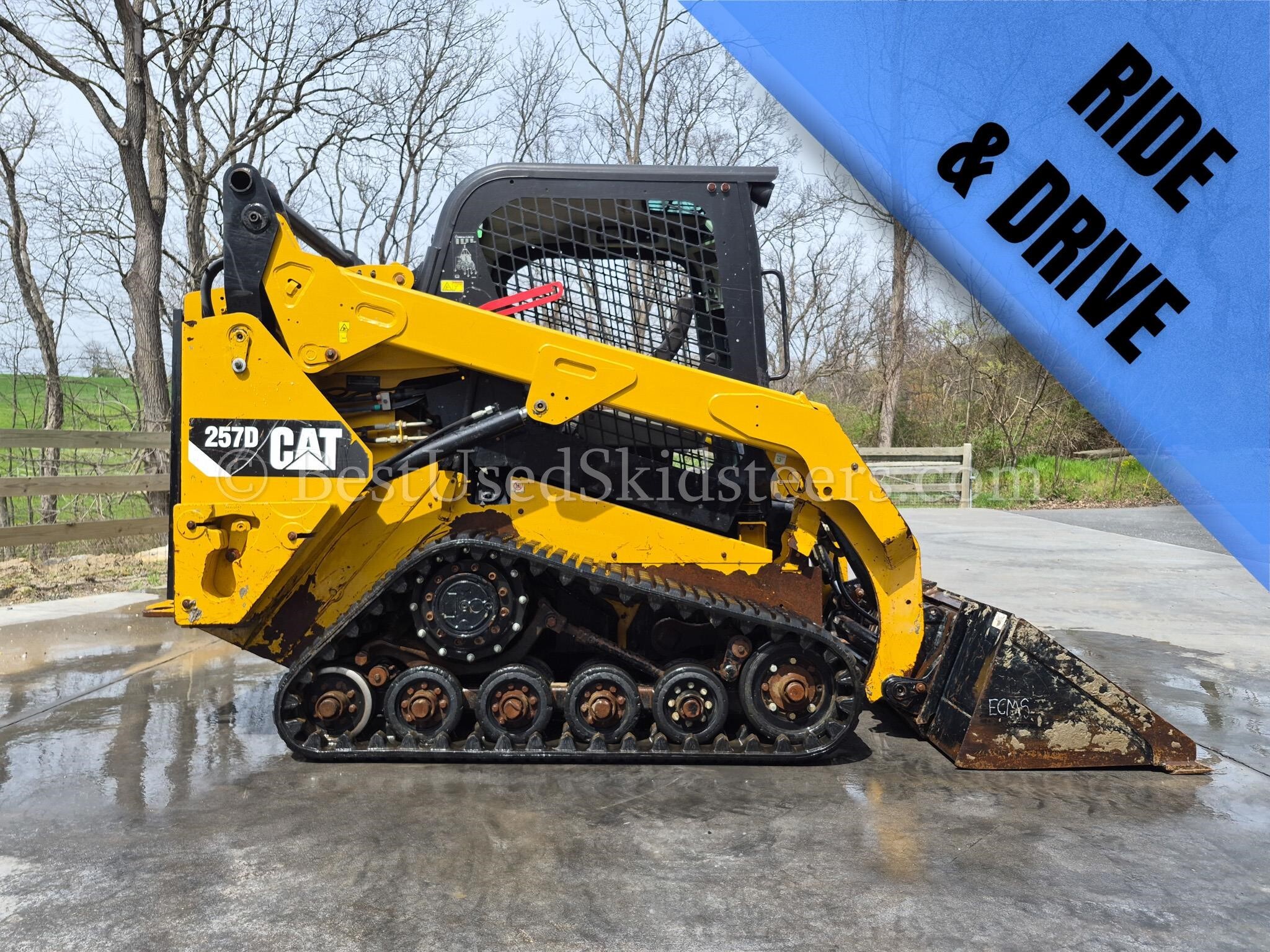 2014 CATERPILLAR 257D in Sharon Grove, KY