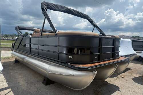 2026 Bentley Pontoons Legacy 223 Swingback in oakwood GA
