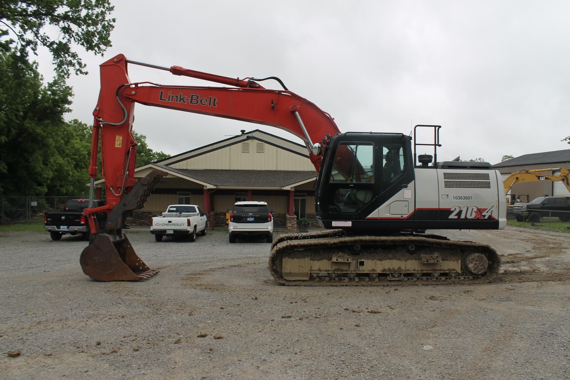 2023 LINK-BELT 210 X4 in Pleasureville, KY