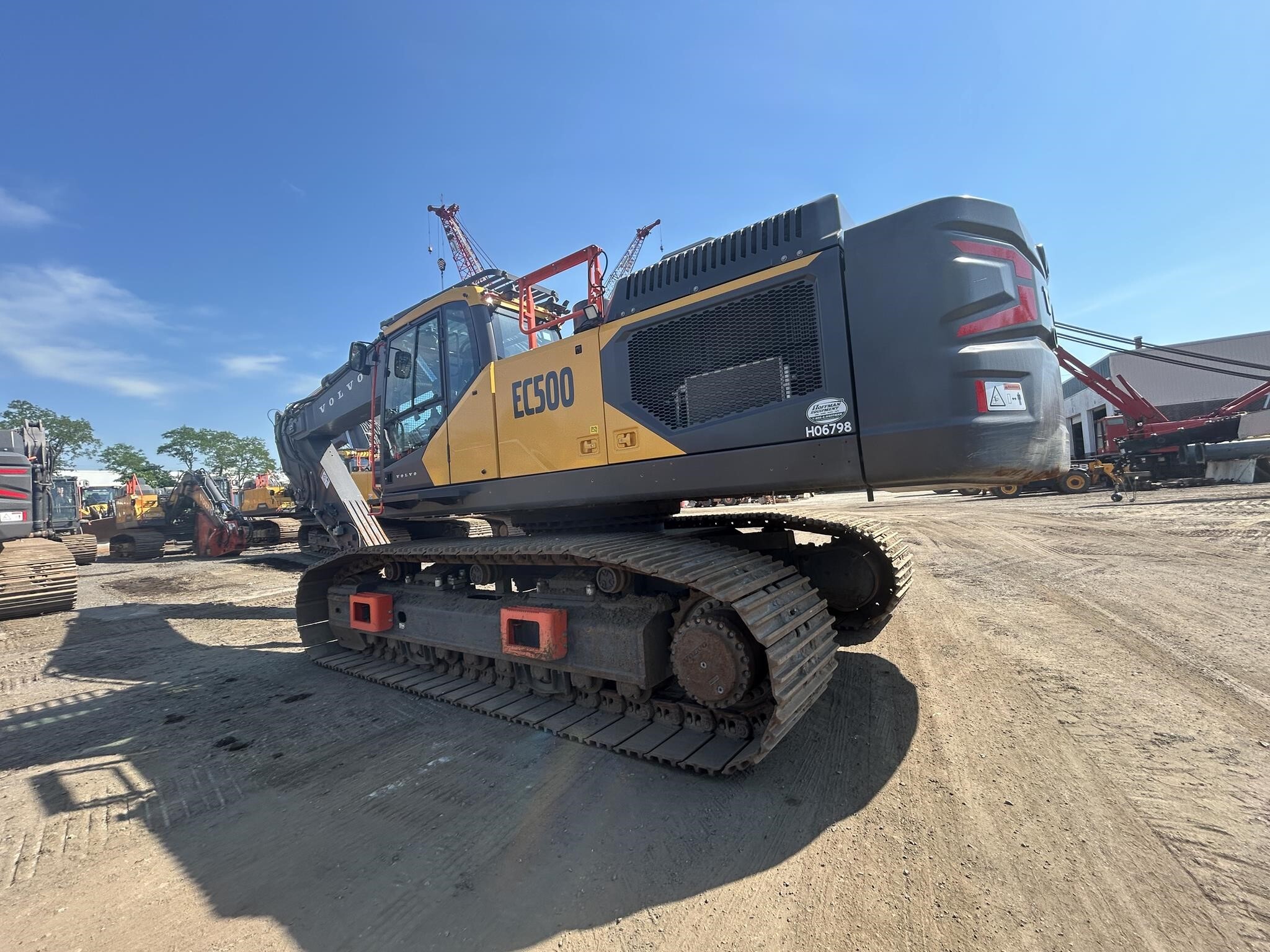 2024 VOLVO EC500FL5 in Piscataway, NJ