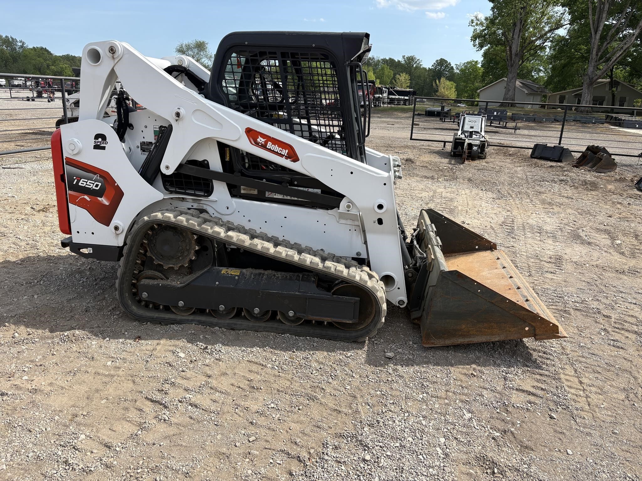 2024 BOBCAT T650 in Florence, AL