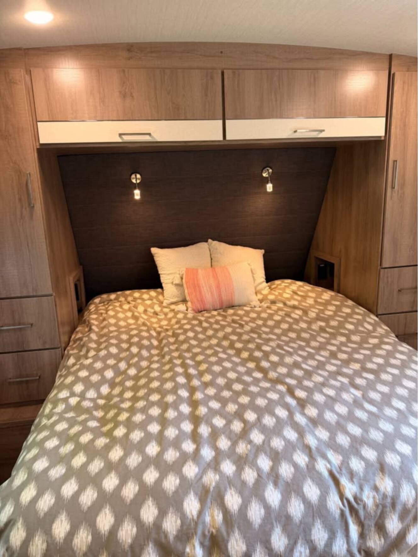 A photo of this 2021 Grand Design IMAGINE 2800BH