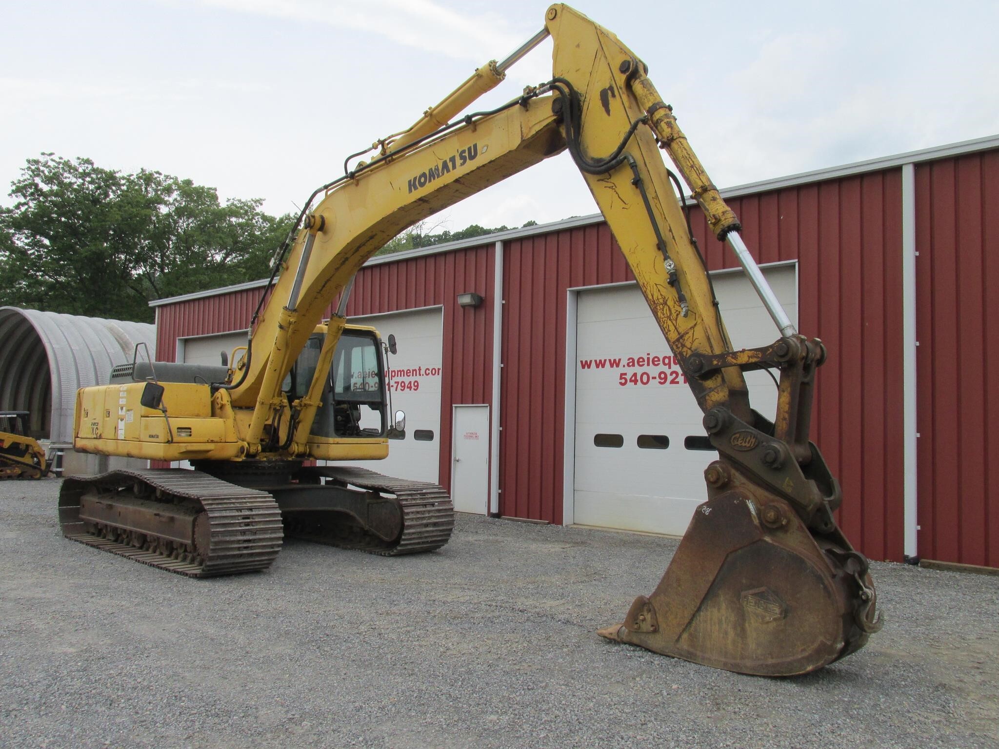 1998 KOMATSU PC300 LC-6LC in Rich Creek, VA