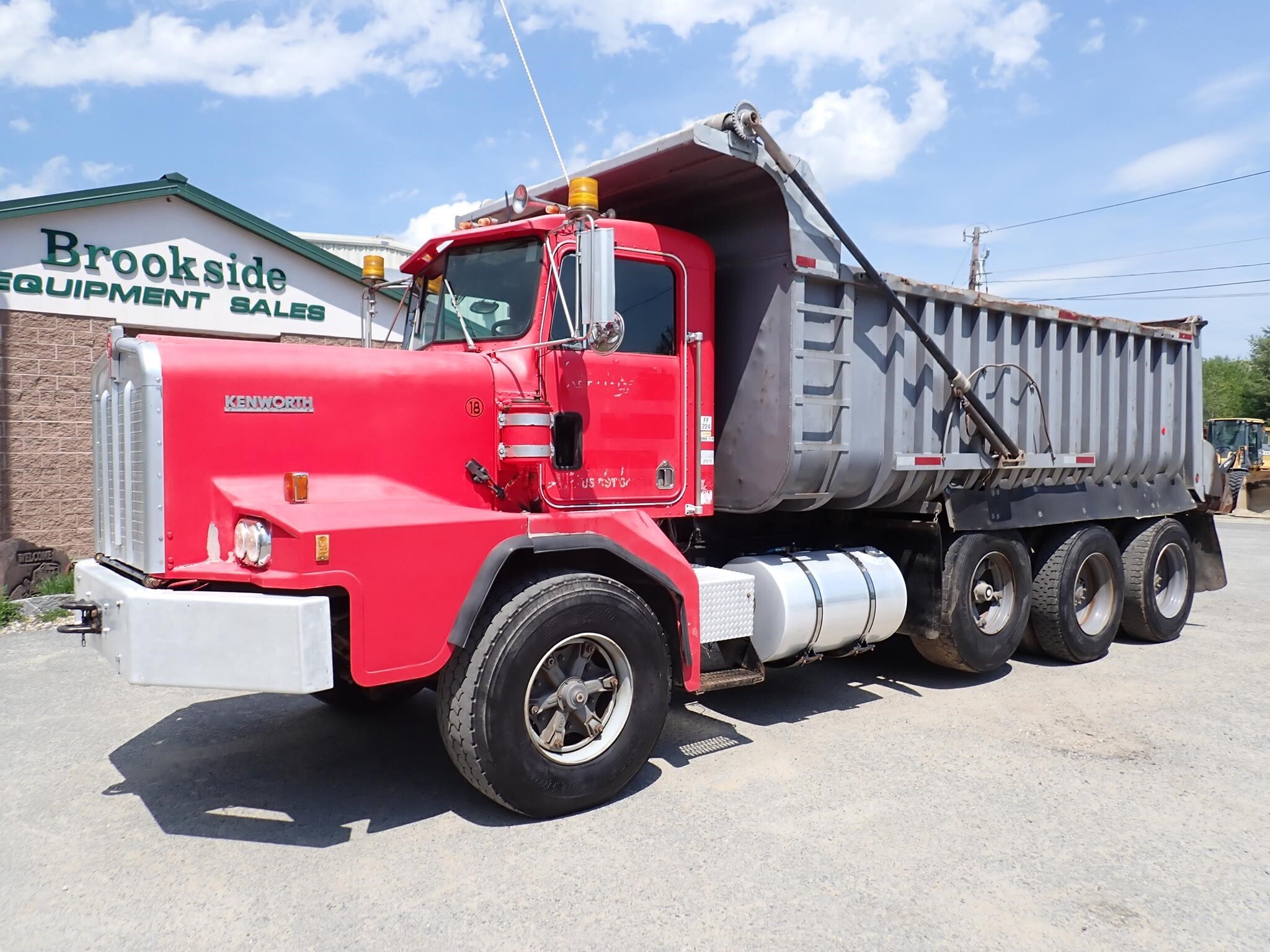 1986 KENWORTH C510 in Phillipston, MA