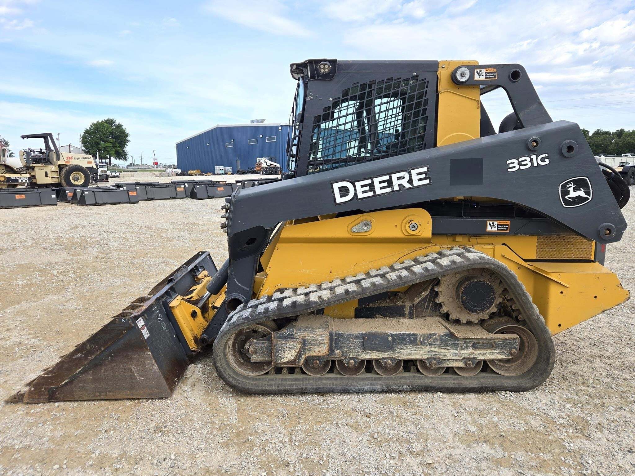 2019 DEERE 331G in Wentzville, MO