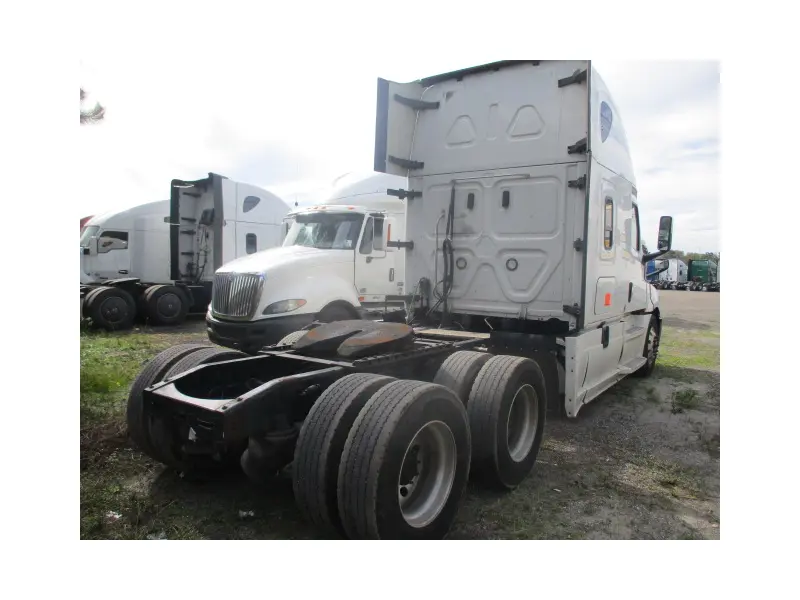 2020 Freightliner Cascadia