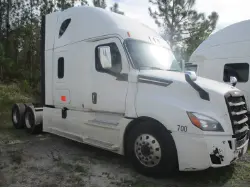 2020 Freightliner Cascadia