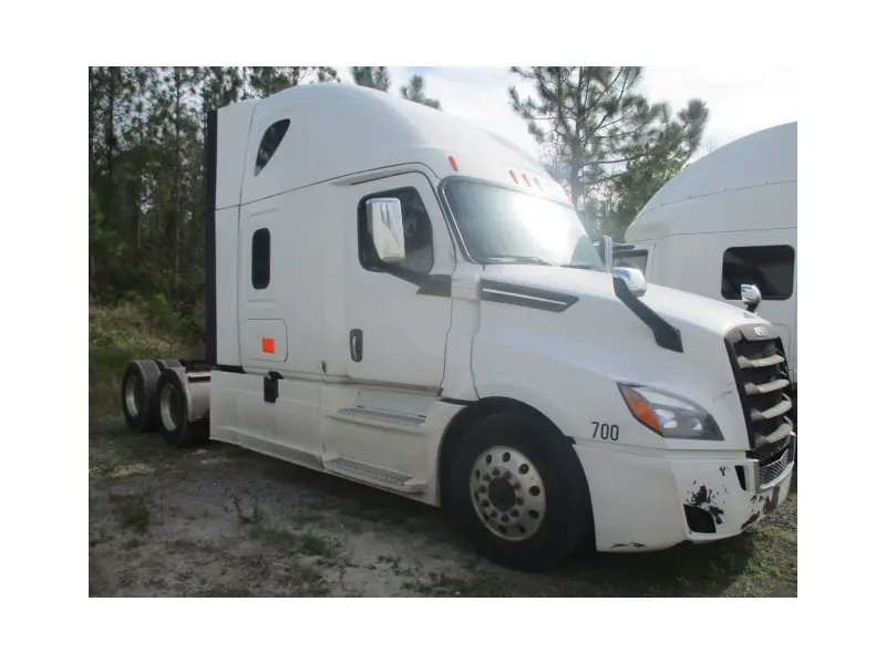 2020 Freightliner Cascadia