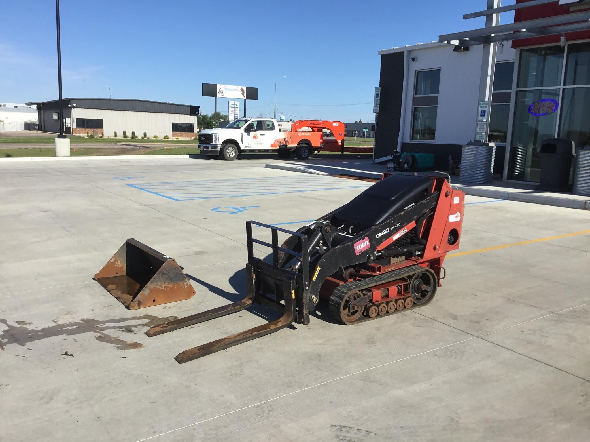 2007 TORO DINGO TX420 in Minot, ND