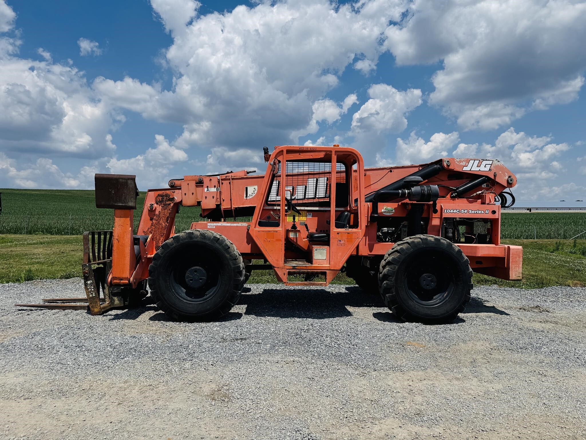 2006 LULL 1044C-54 II in Womelsdorf, PA