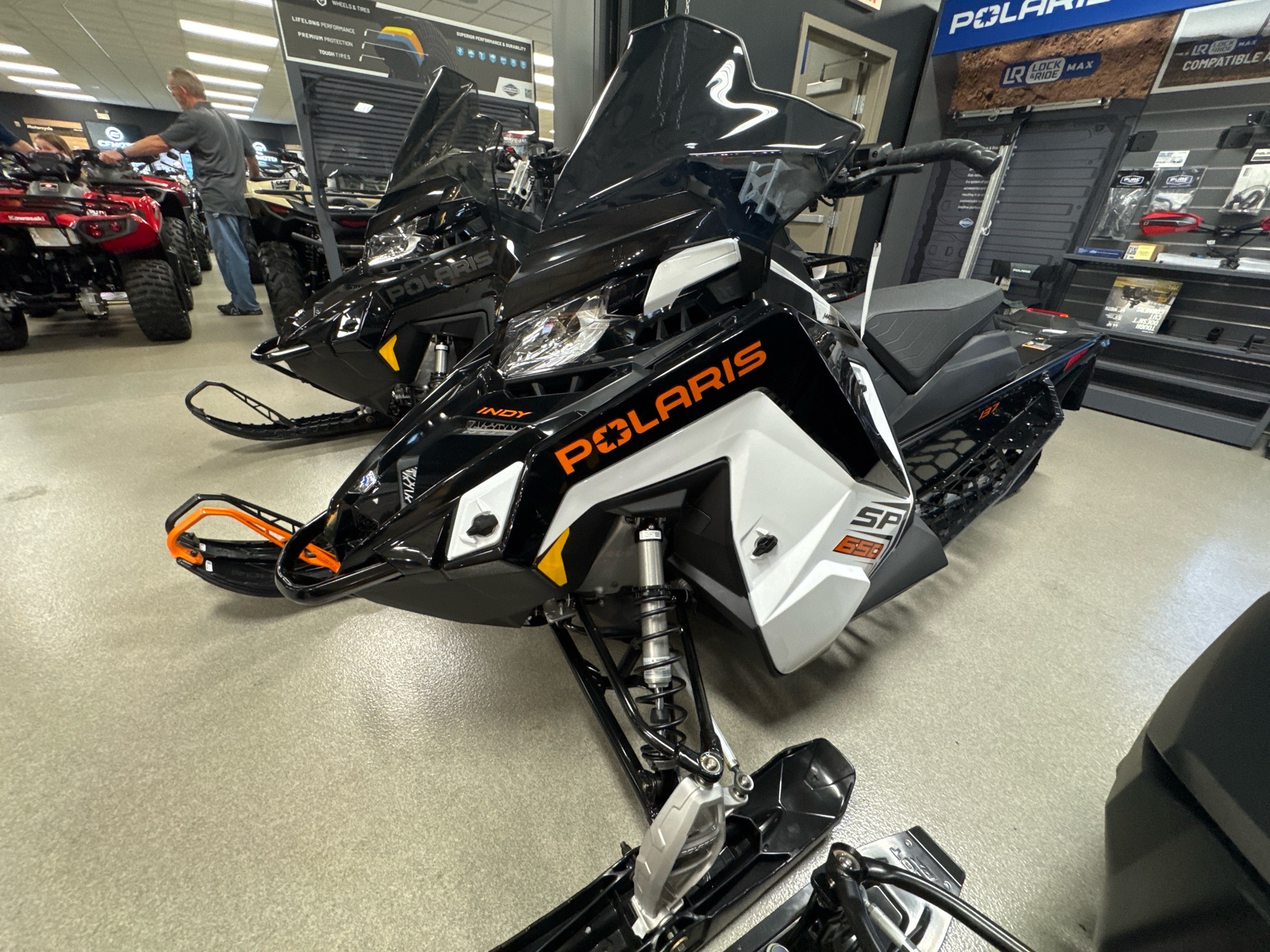 2027 Polaris 650 INDY SP 137 ES in queensbury NY