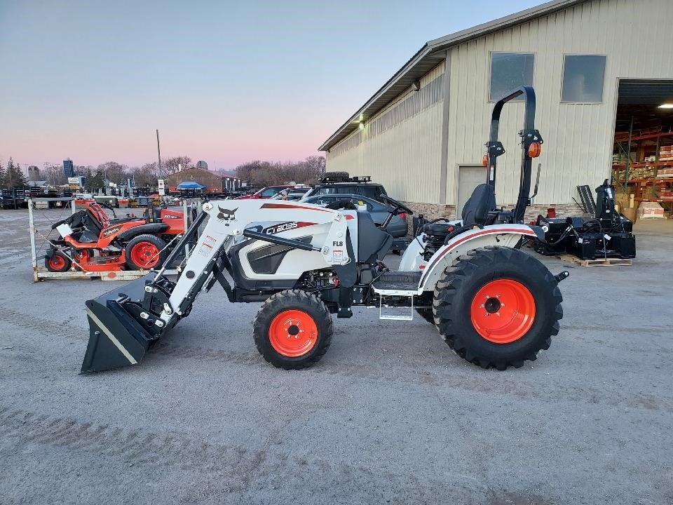 2024 BOBCAT CT2035 in Anoka, MN