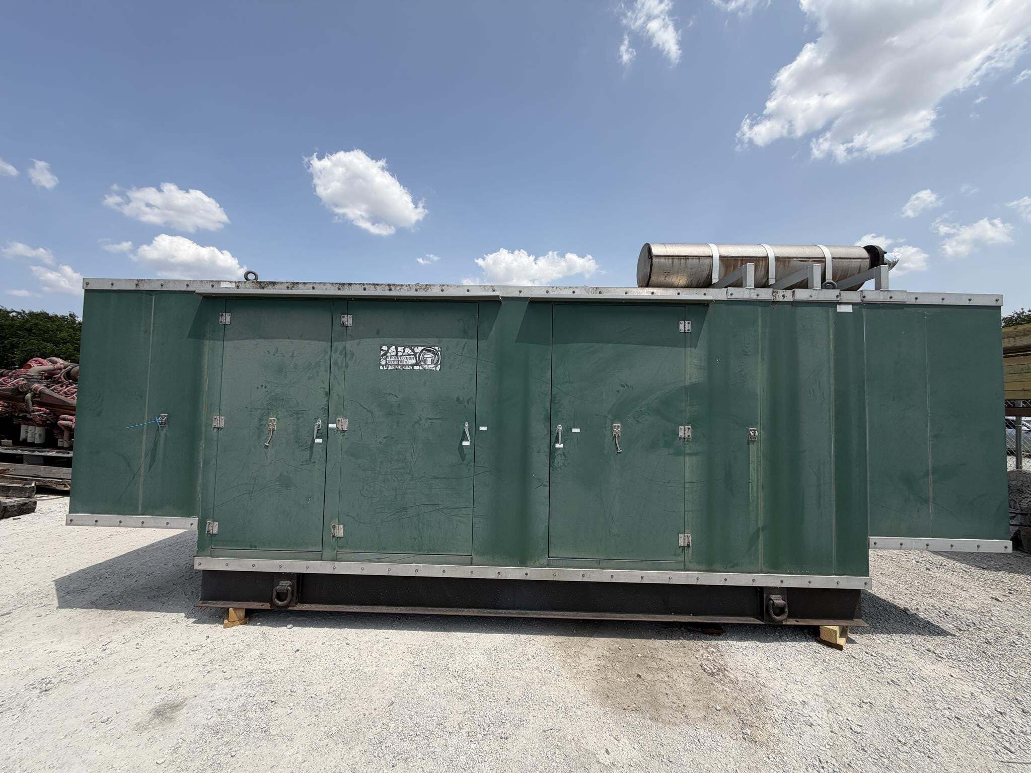 CUMMINS 250 KW in Decatur, TX