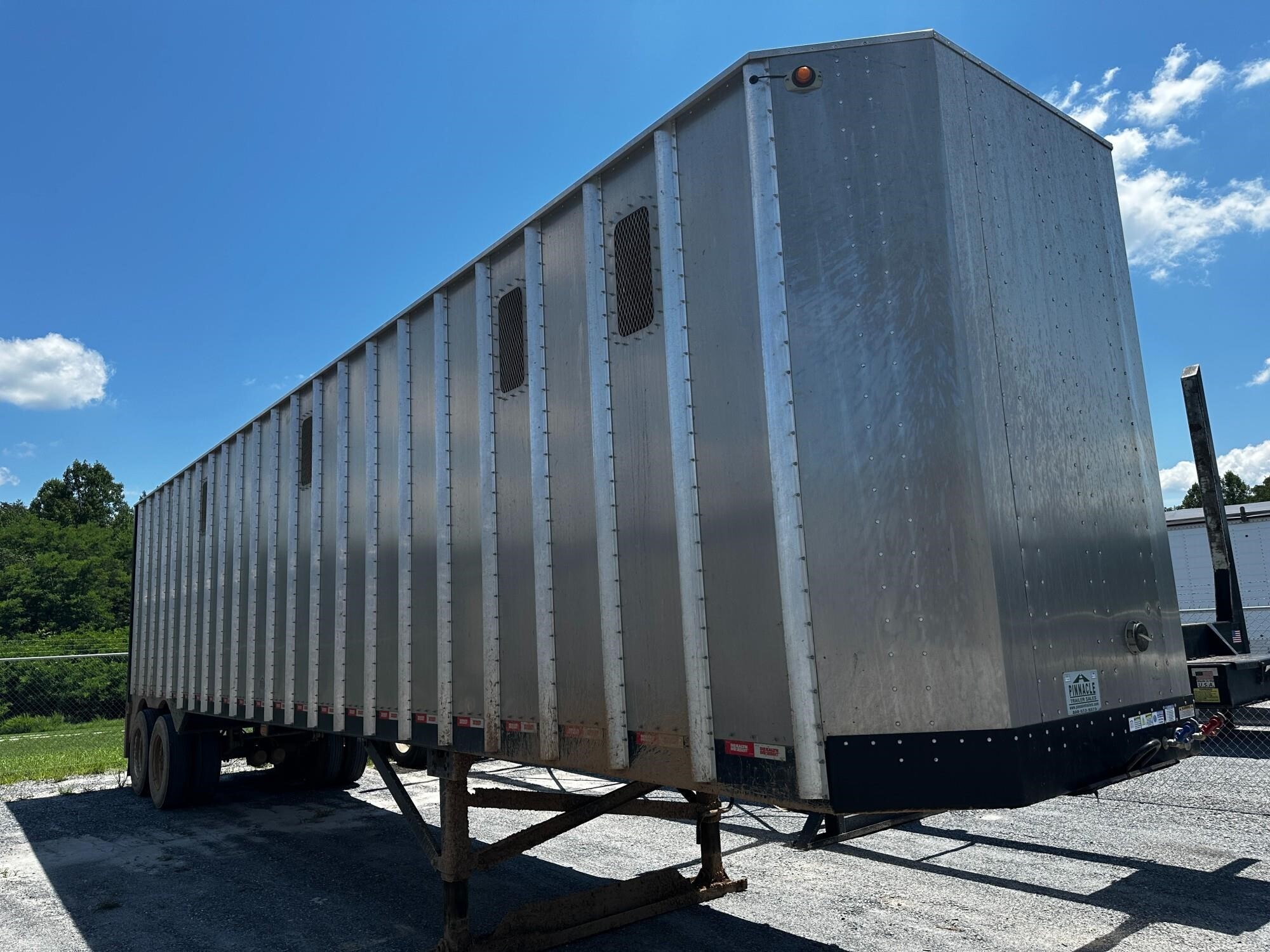 2025 KALYN SIEBERT 42' X 96" X 13'6" CLOSED TOP CHIP in Rustburg, VA