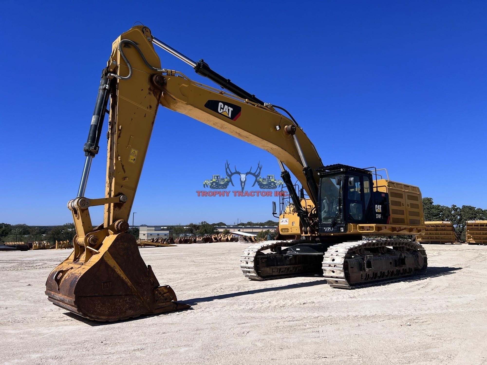 2020 CATERPILLAR 374FL in Burleson, TX