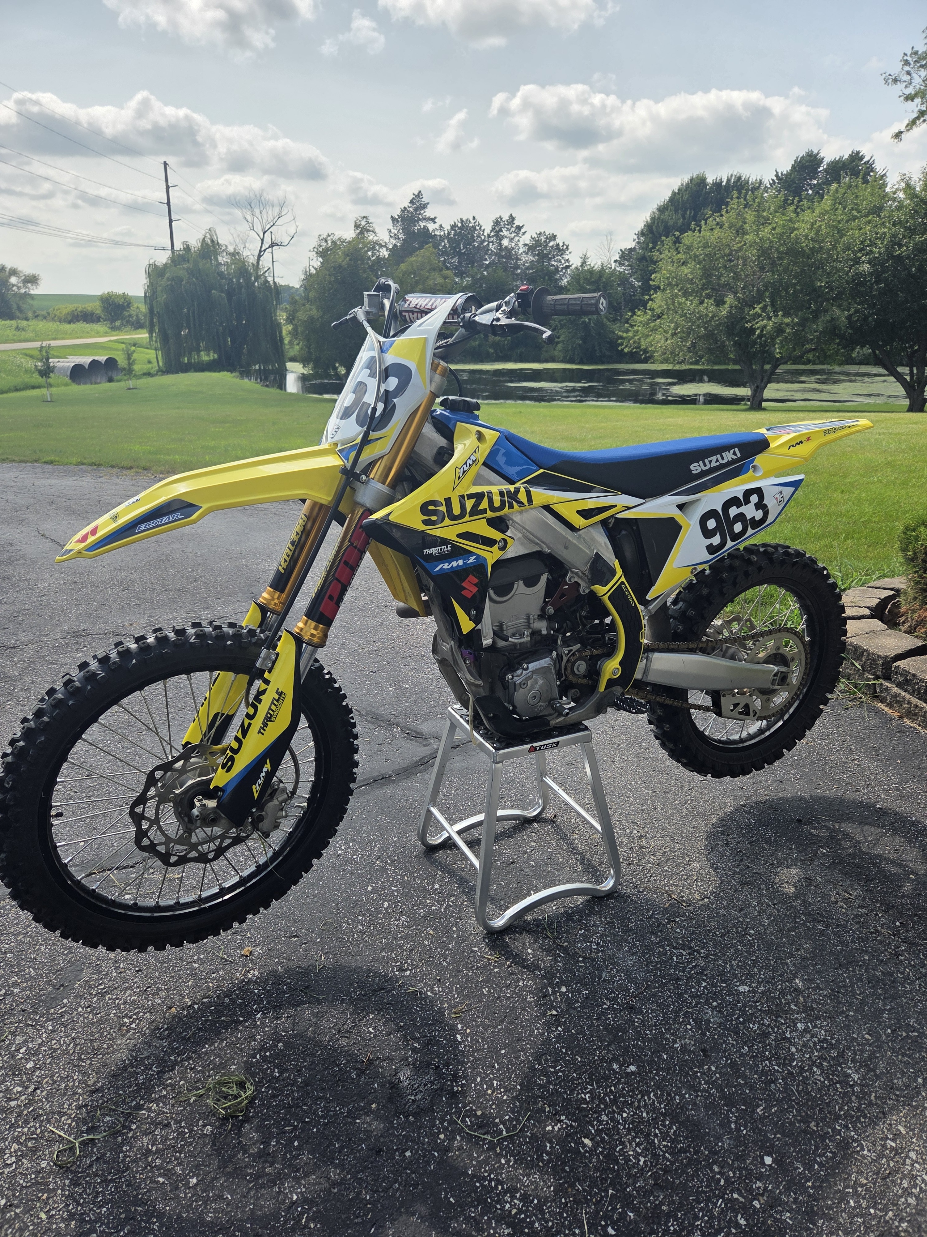 2021 Suzuki RMX450 Z Z in Oelwein, IA