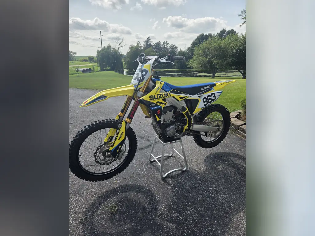 2021 Suzuki RMX450 Z