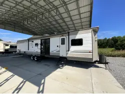 2019 FOREST RIVER SALEM 4002Q