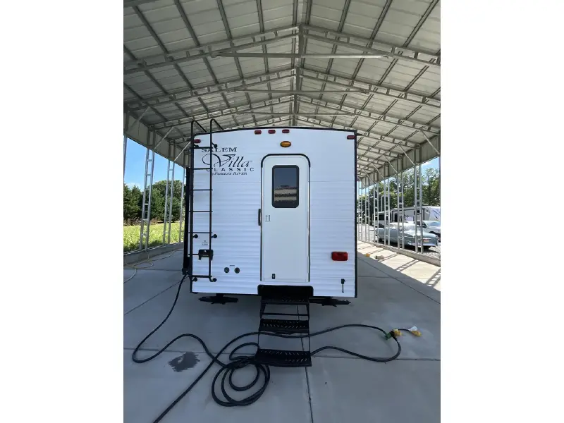 2019 FOREST RIVER SALEM 4002Q