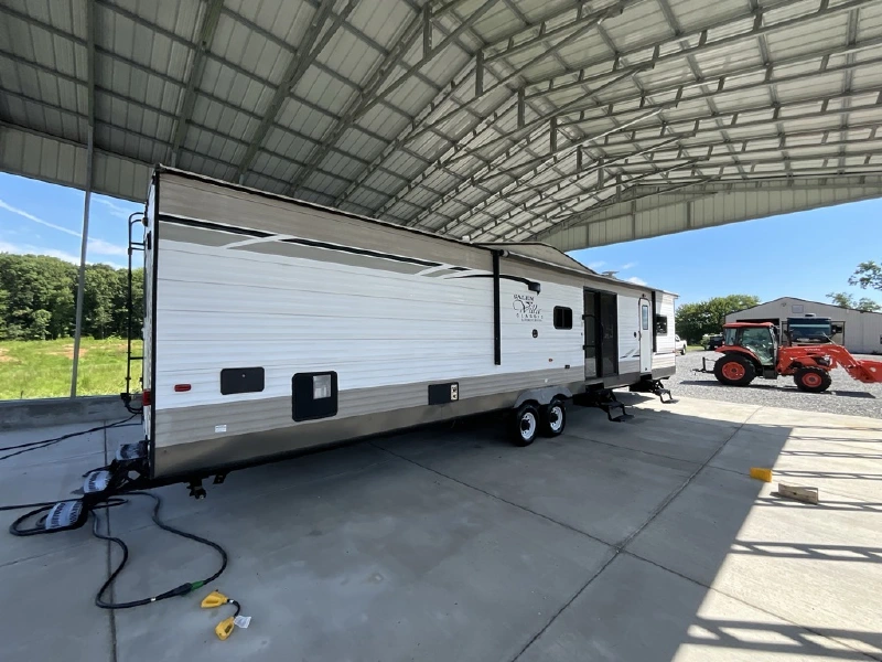 2019 FOREST RIVER SALEM 4002Q