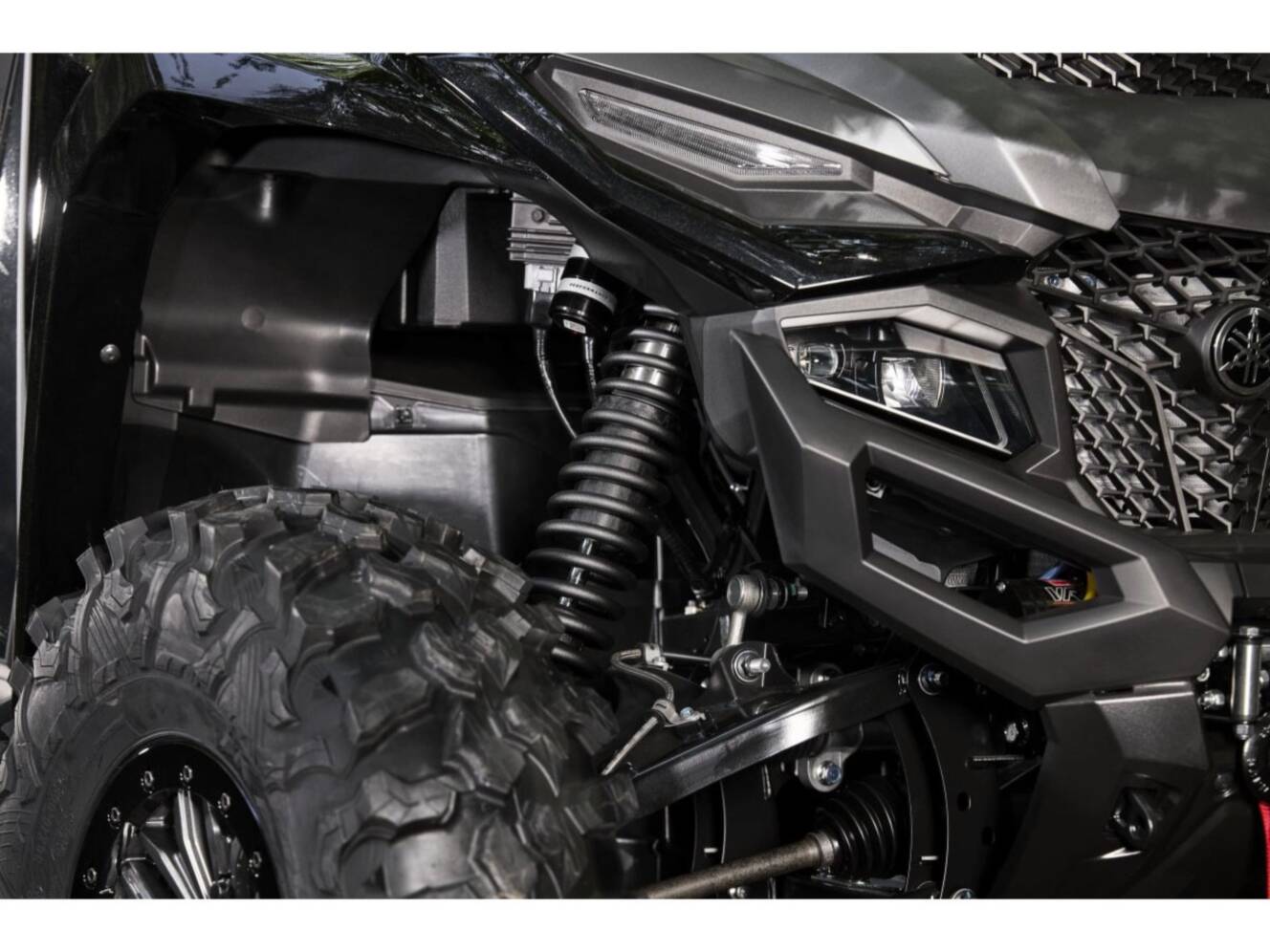 A photo of this 2025 Yamaha Wolverine RMAX2 1000 XT-R