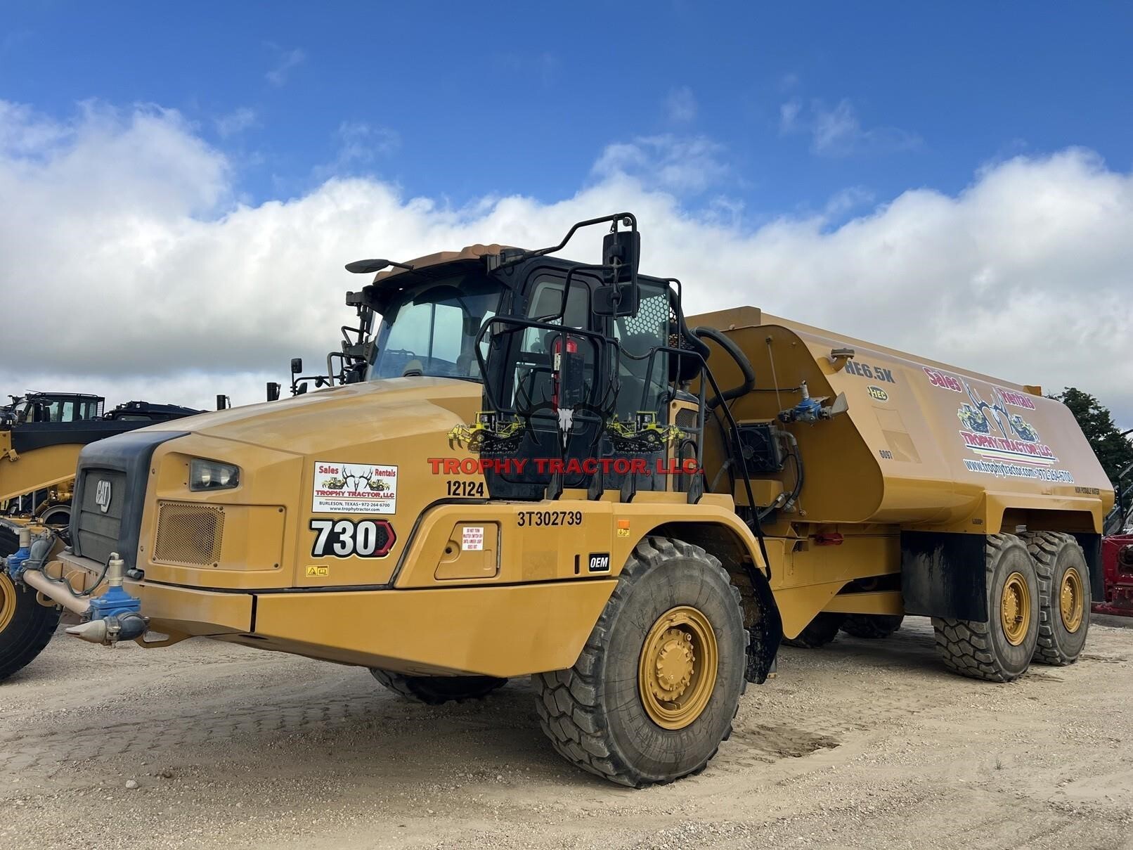 2023 CATERPILLAR 730 in Burleson, TX