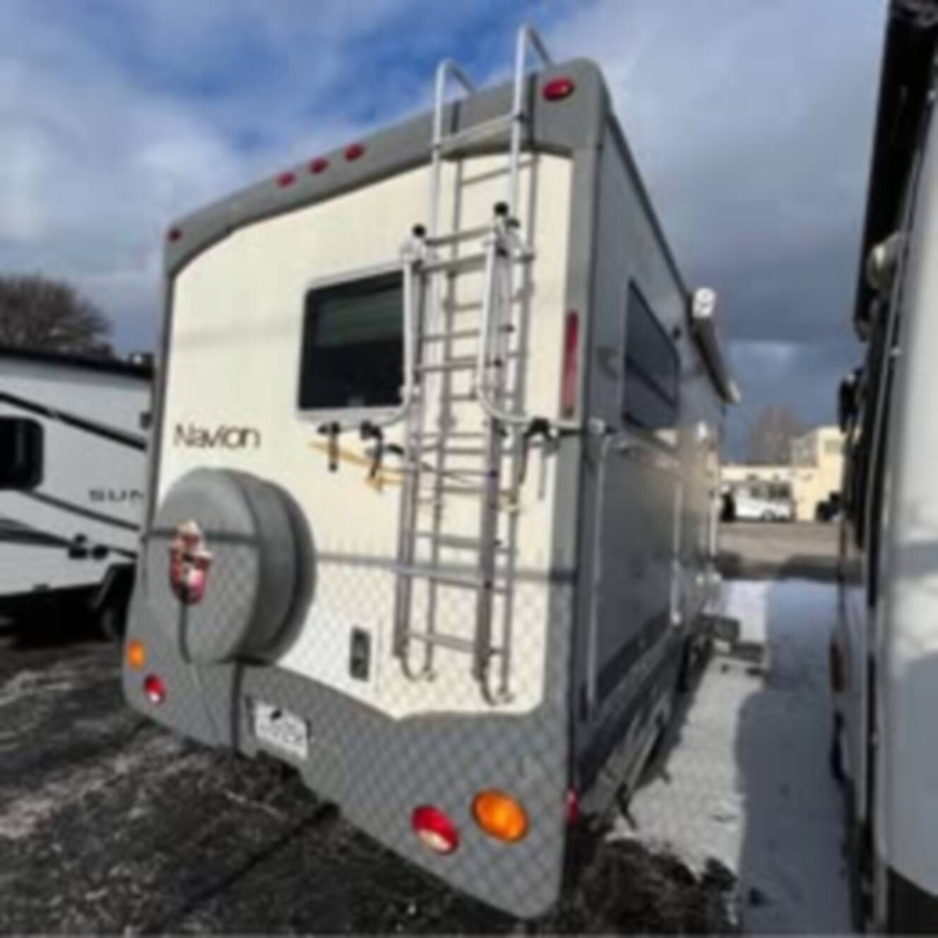 A photo of this 2007 Itasca 23J