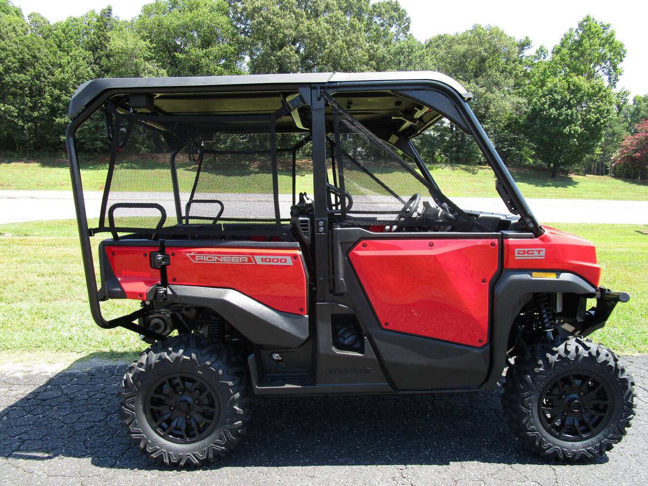 A photo of this 2026 Honda Pioneer 1000-5 Deluxe