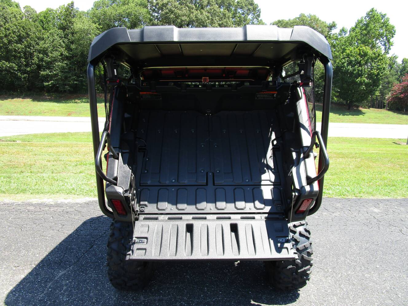 A photo of this 2026 Honda Pioneer 1000-5 Deluxe