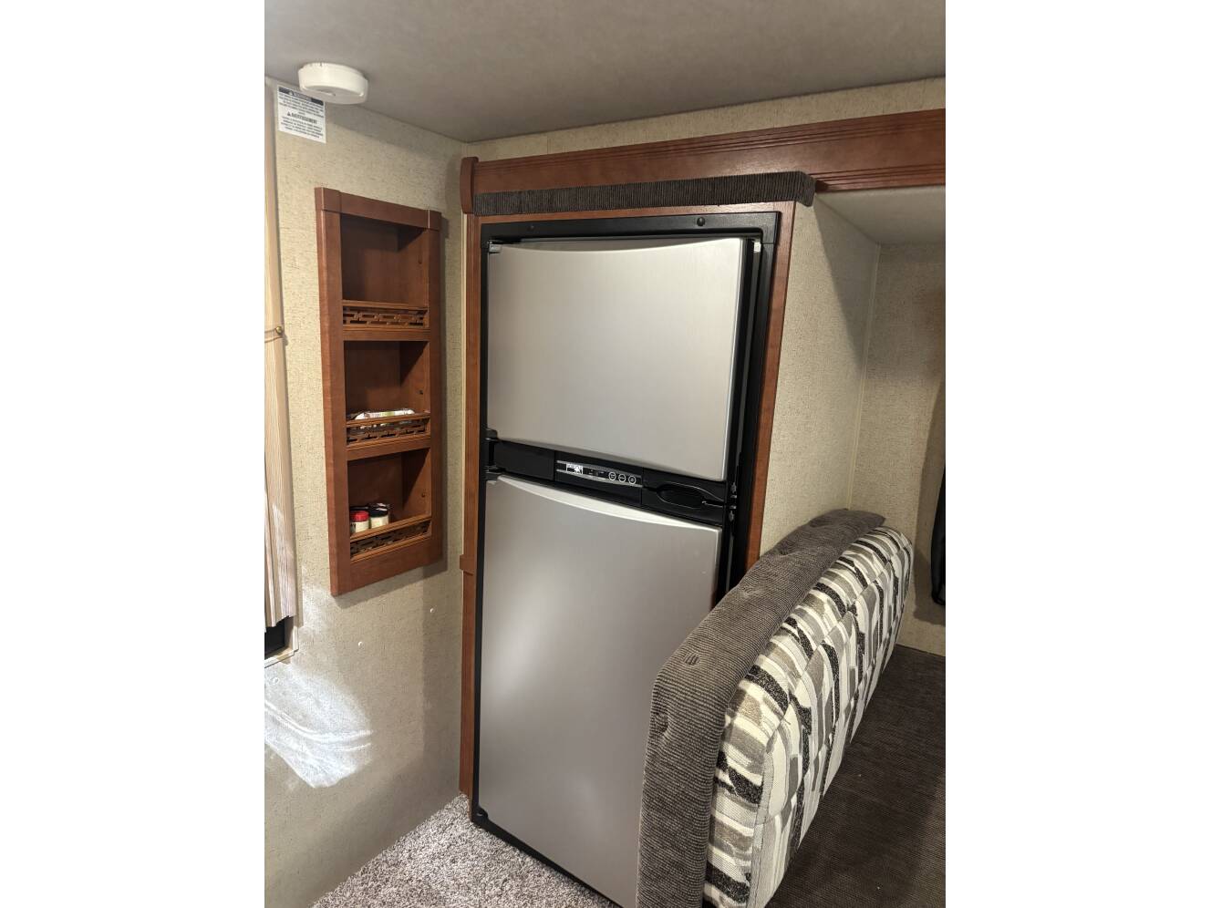A photo of this 2016 Northwood Mfg ARCTIC FOX TRUCK CAMPER 811