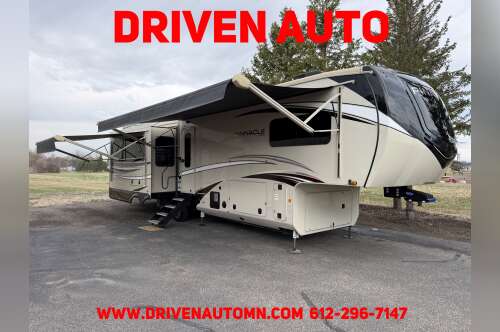 2023 Jayco PINNACLE 36SSWS in corcoran MN