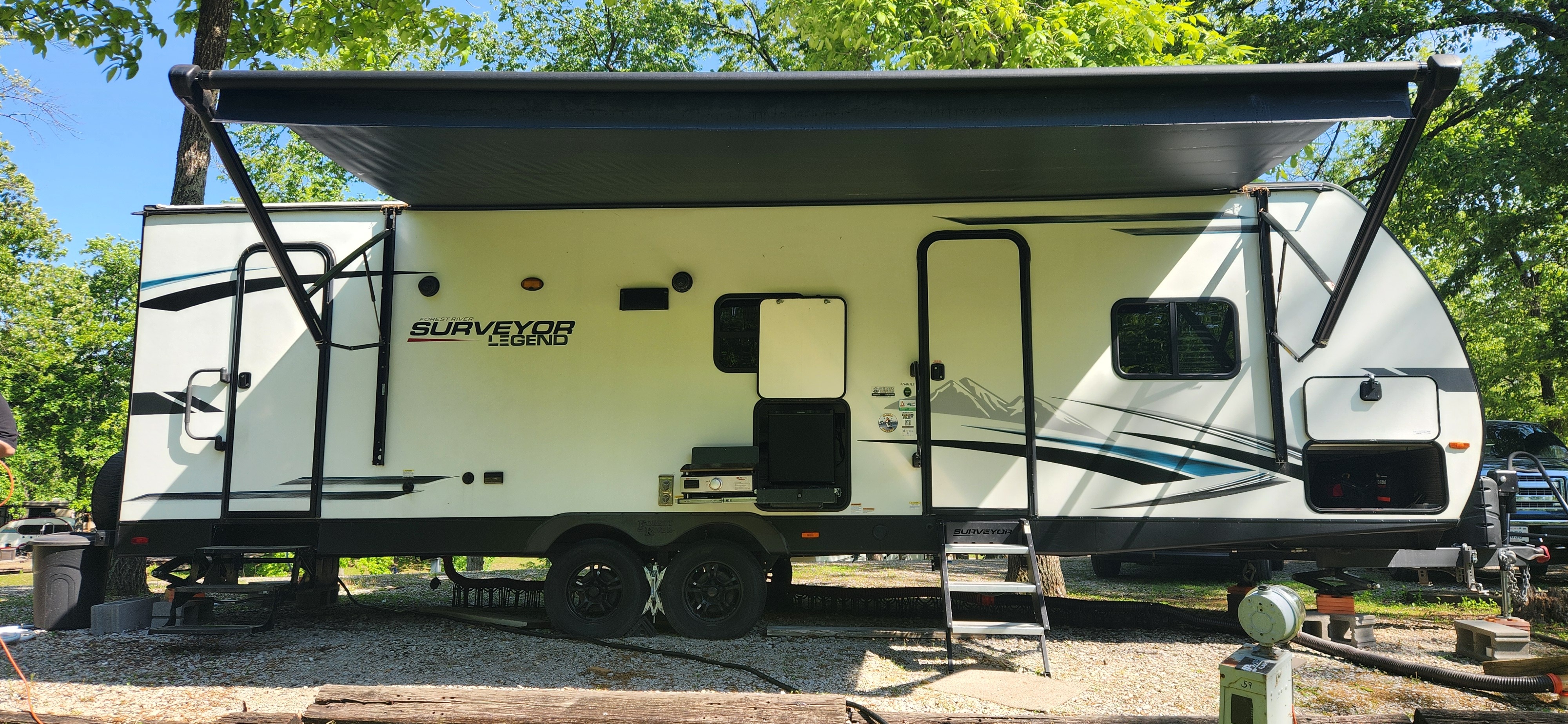 2022 Forest River SURVEYOR LEGEND 276BHLE RV