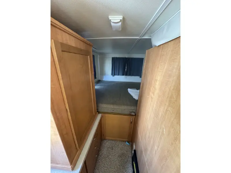 2006 TRAILMANOR 2720 SERIES