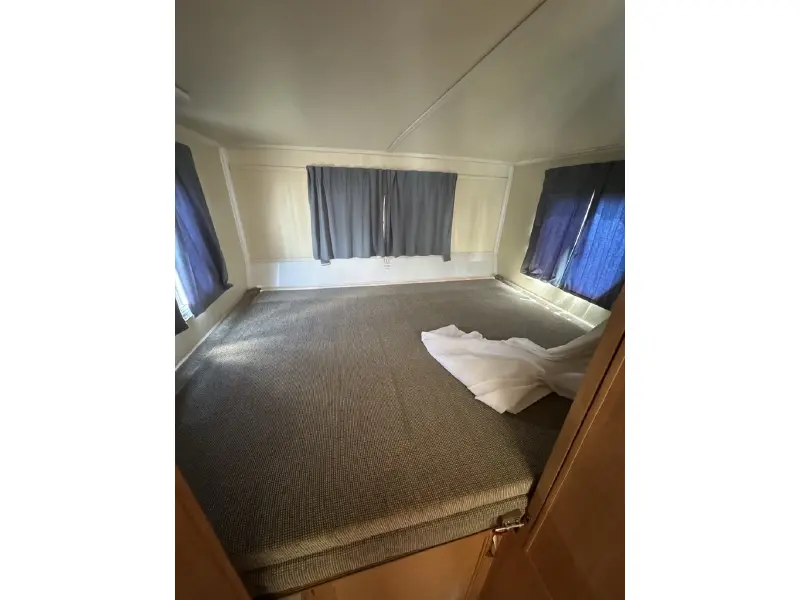 2006 TRAILMANOR 2720 SERIES