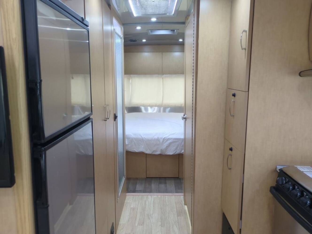 A photo of this 2016 Airstream Flying Cloud 27FB