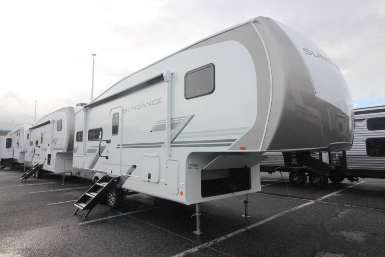 A photo of this 2026 Heartland Sundance Xlt 24ML